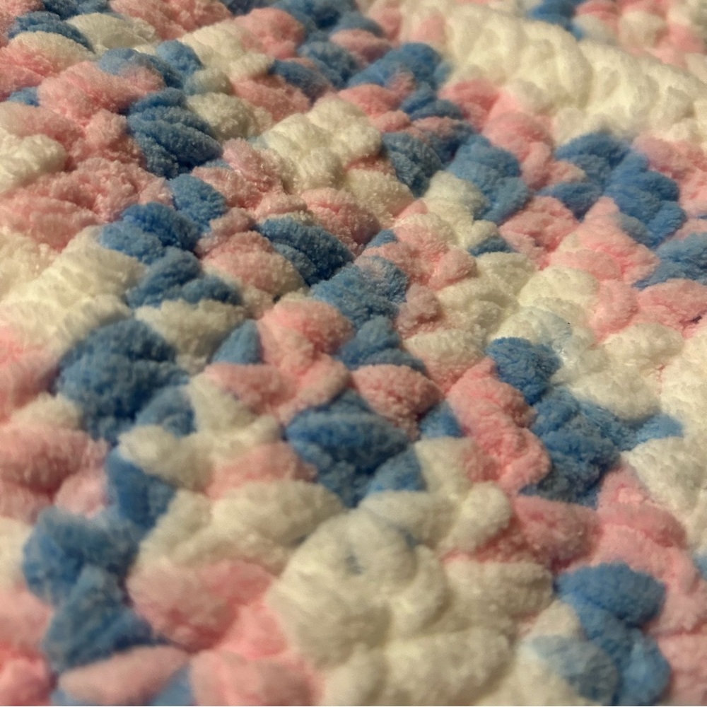 💰3 for $20 - Handmade Knitted Blanket